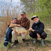 /album/foto-2022/prvni-kapr-jpg/